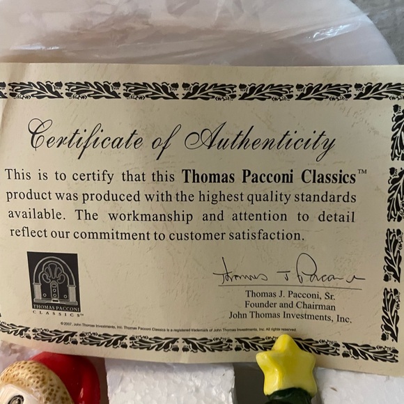 THOMAS PACCONI 6 Piece Christmas 
SALT & PEPPER DISPLAY TRAY SET - Picture 6 of 6